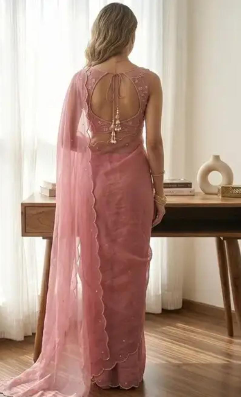Delicate Dusty Rose Organza Saree with Scalloped Border